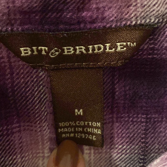 Bit & Bridle western snap button down shirt size medium - Picture 4 of 5